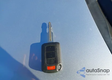 2016 Mitsubishi Outlander Sport 2.0 Es z USA, uszkodzony, nr VIN JA4AP3AU2GZ030930